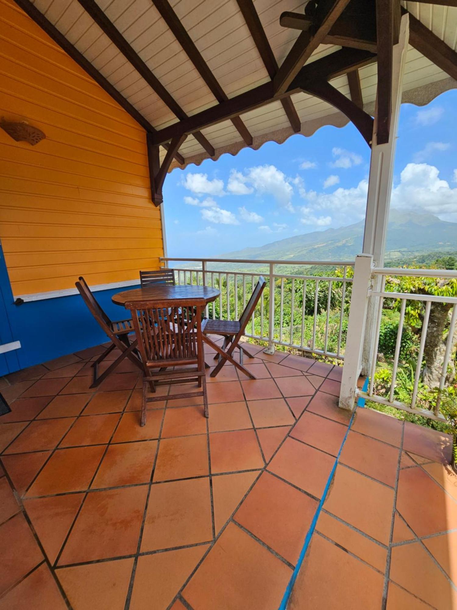 Le Hameau Du Morne Des Cadets Villa Fond-Saint-Denis Exterior foto